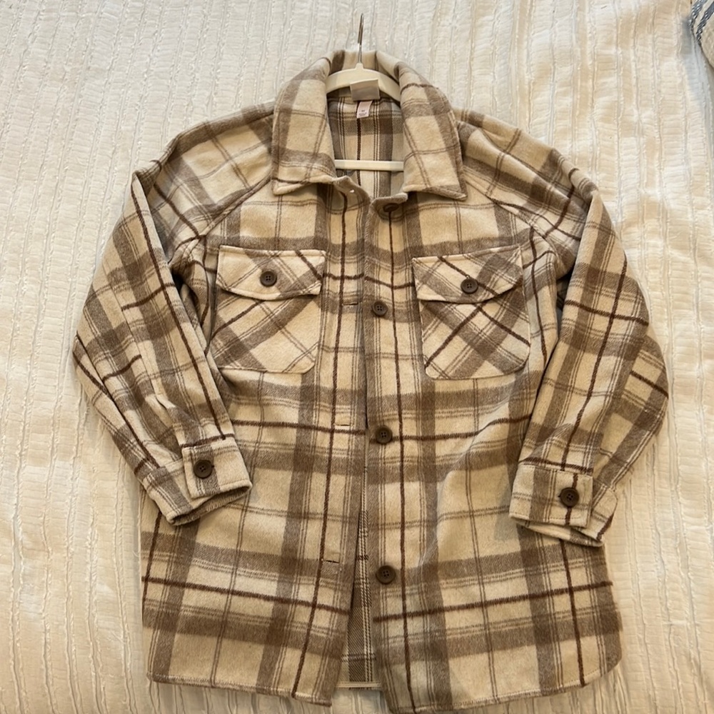 Knox Rose shacket